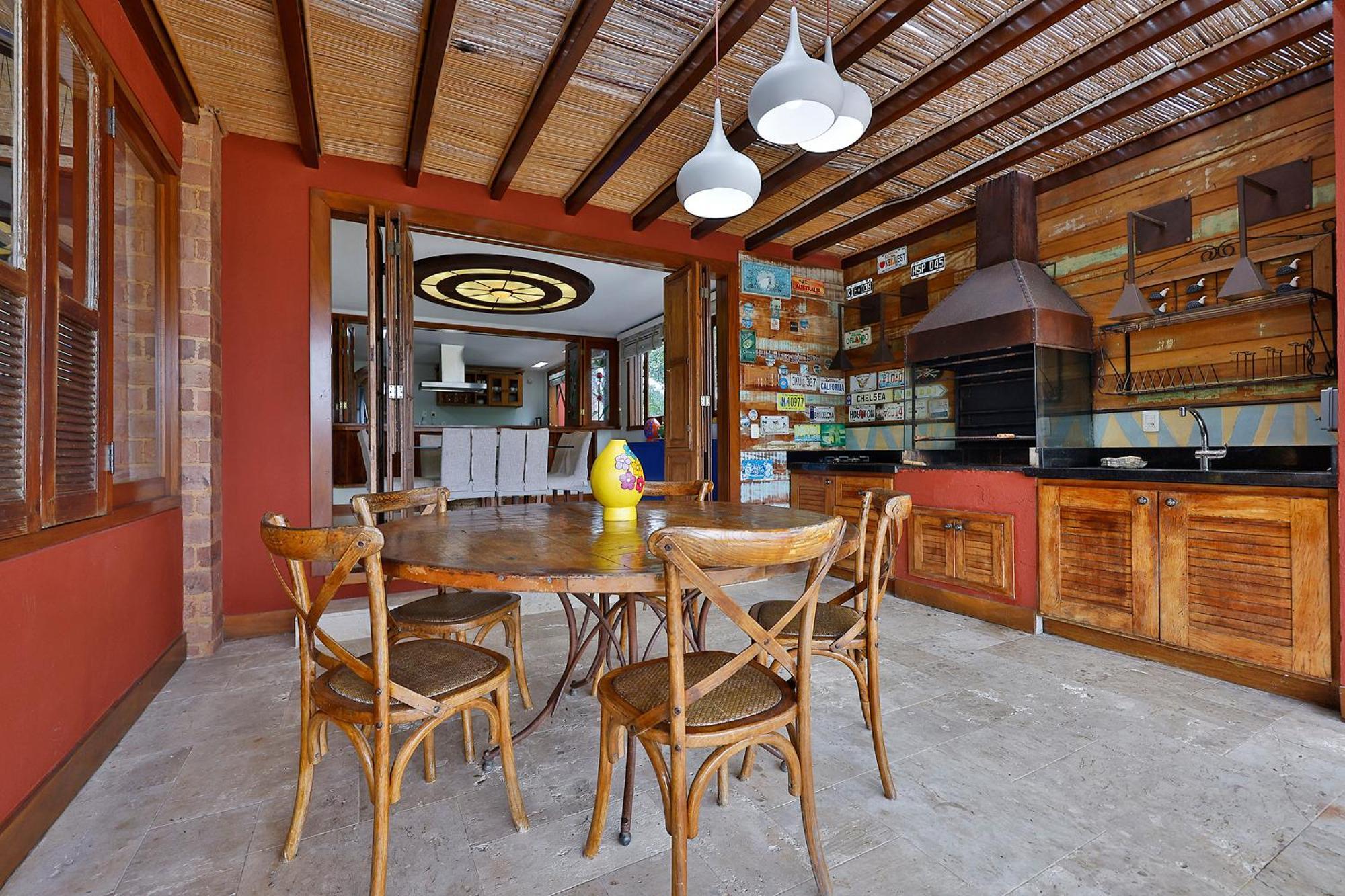 Cliffside Boutique Hotel